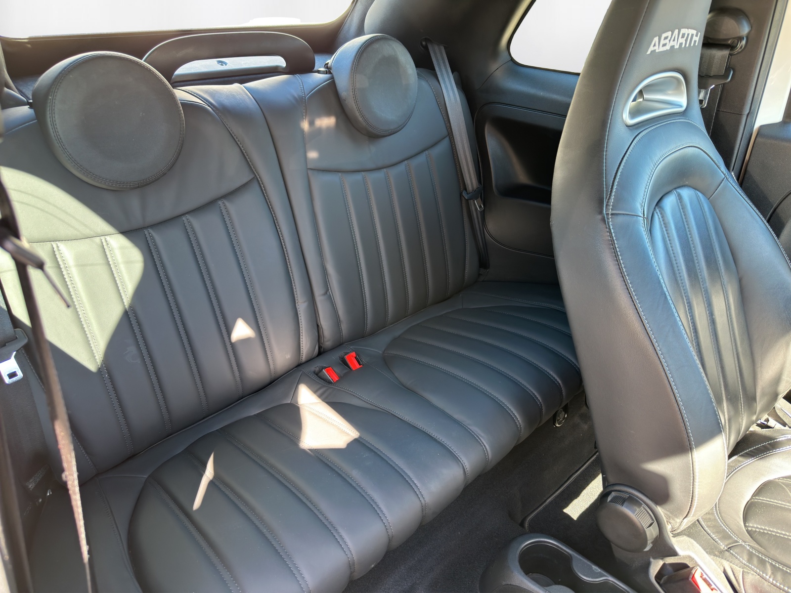 FIAT 695C 1.4 16V Turbo Abarth XSR Yamaha Dualogic-image-10