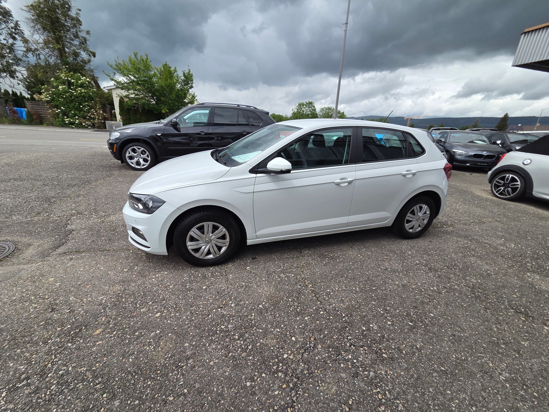 VW Polo 1.0 BMT Trendline-image-4
