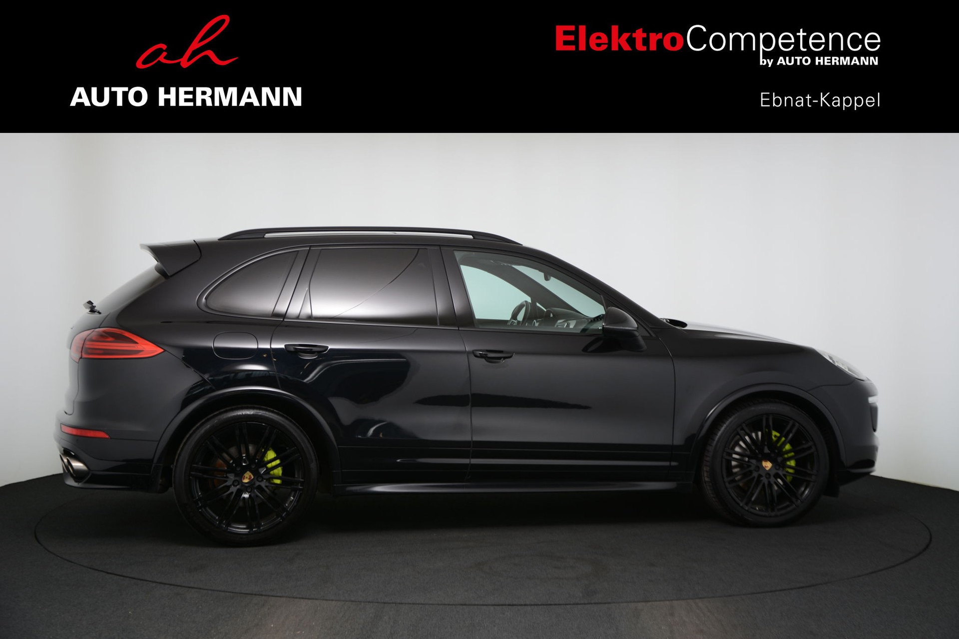PORSCHE Cayenne S E-Hybrid-image-7