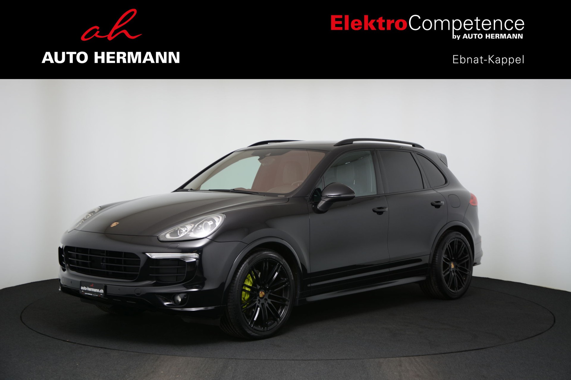 PORSCHE Cayenne S E-Hybrid-image-2