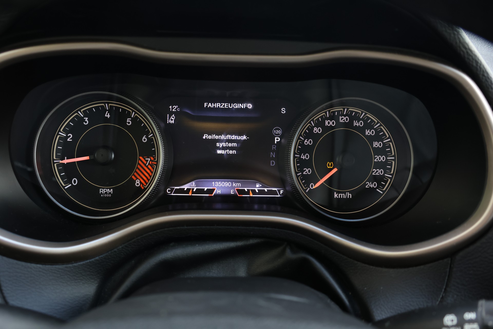 JEEP Cherokee 3.2 Limited AWD 9ATX-image-22