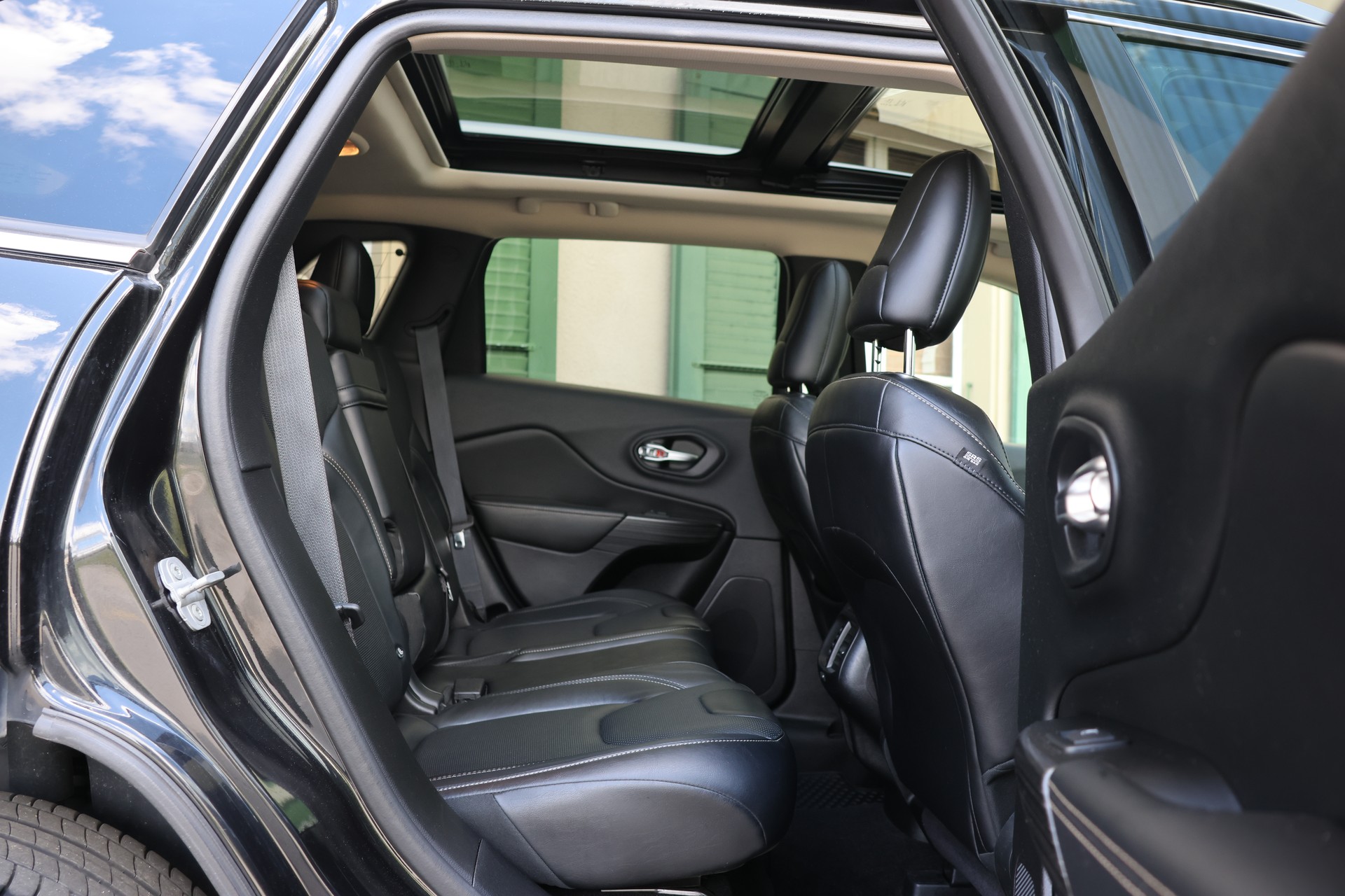 JEEP Cherokee 3.2 Limited AWD 9ATX-image-10