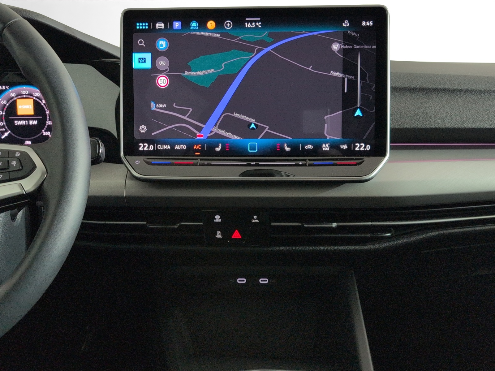 VW Golf Variant 1.5 eTSI mHEV Life DSG-image-10
