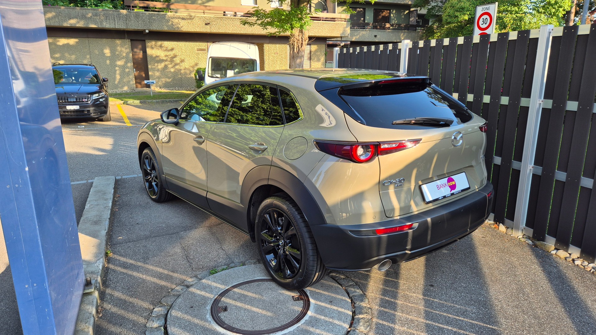 MAZDA CX-30 SKYACTIV-X 186 M Hybrid Homura AWD AT-image-3