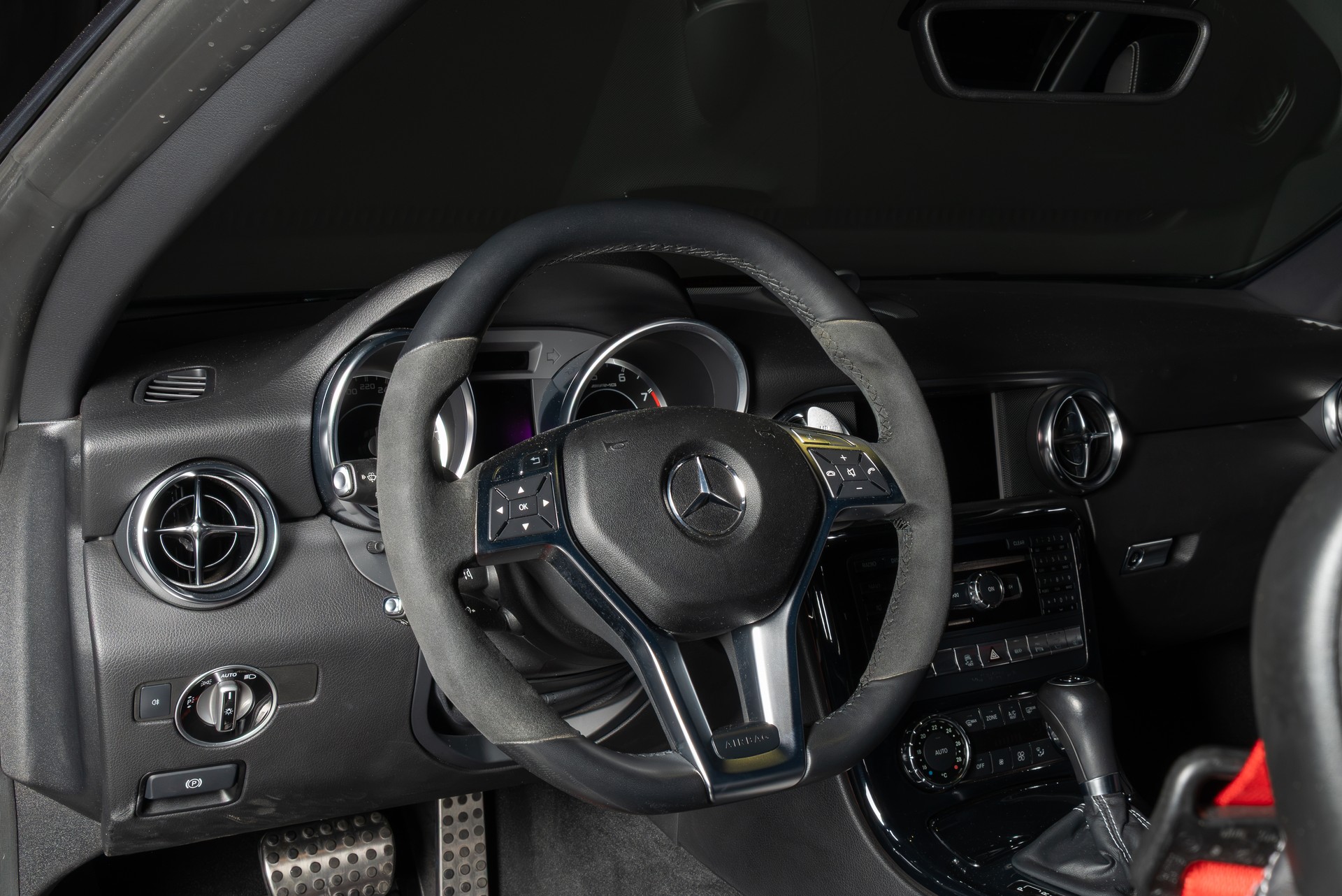MERCEDES-BENZ SLK 55 AMG 7G-Tronic Speedshift Plus-image-15