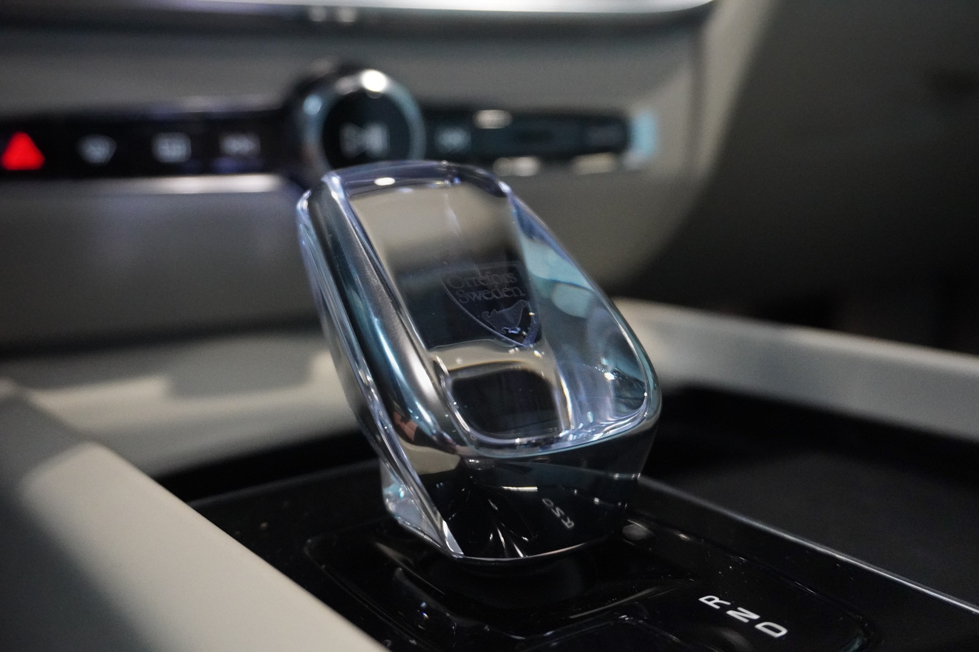VOLVO V60 Cross Country B5 Mild Hybrid Plus AWD Geartronic-image-10