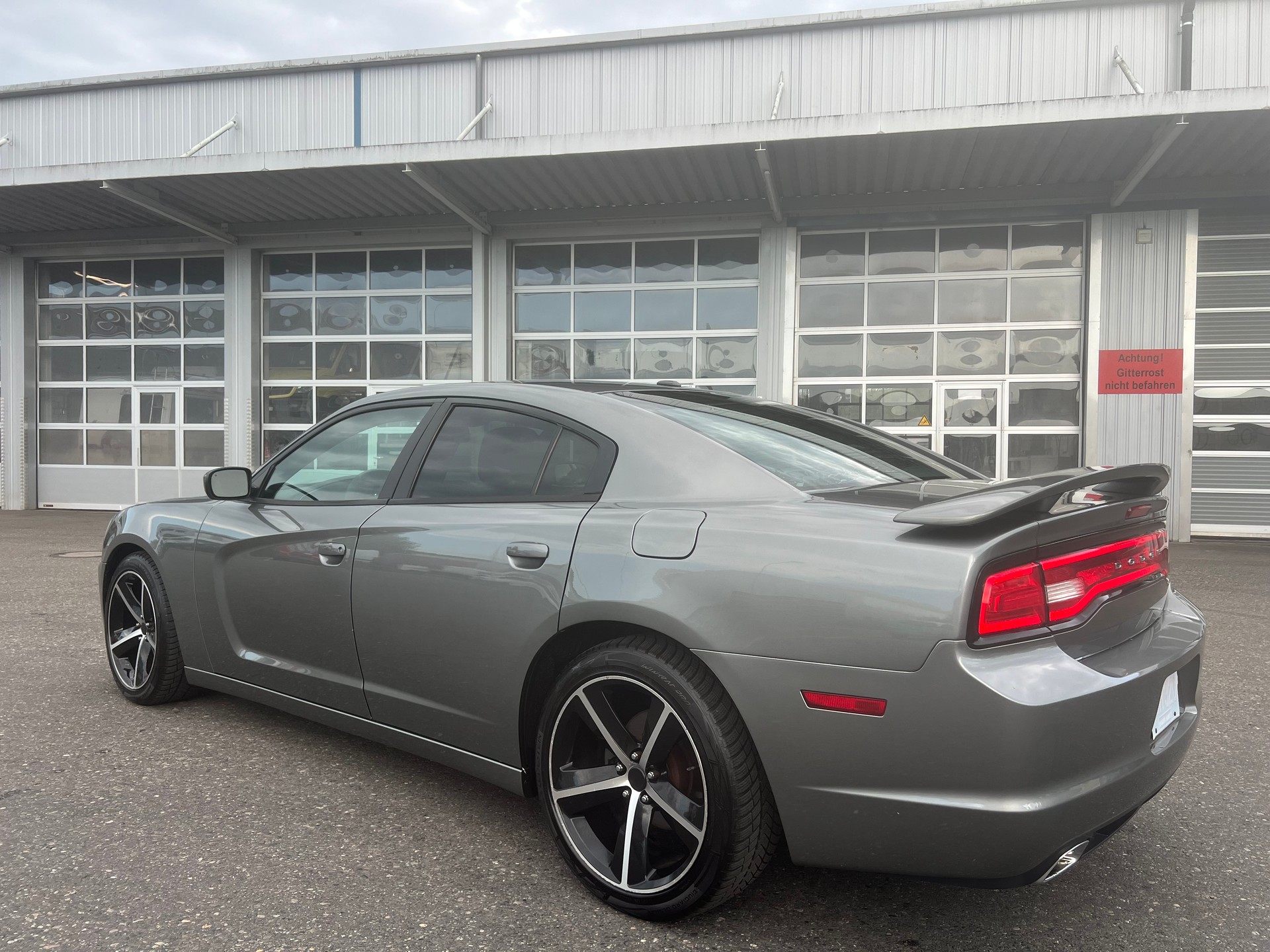 DODGE Charger-image-5