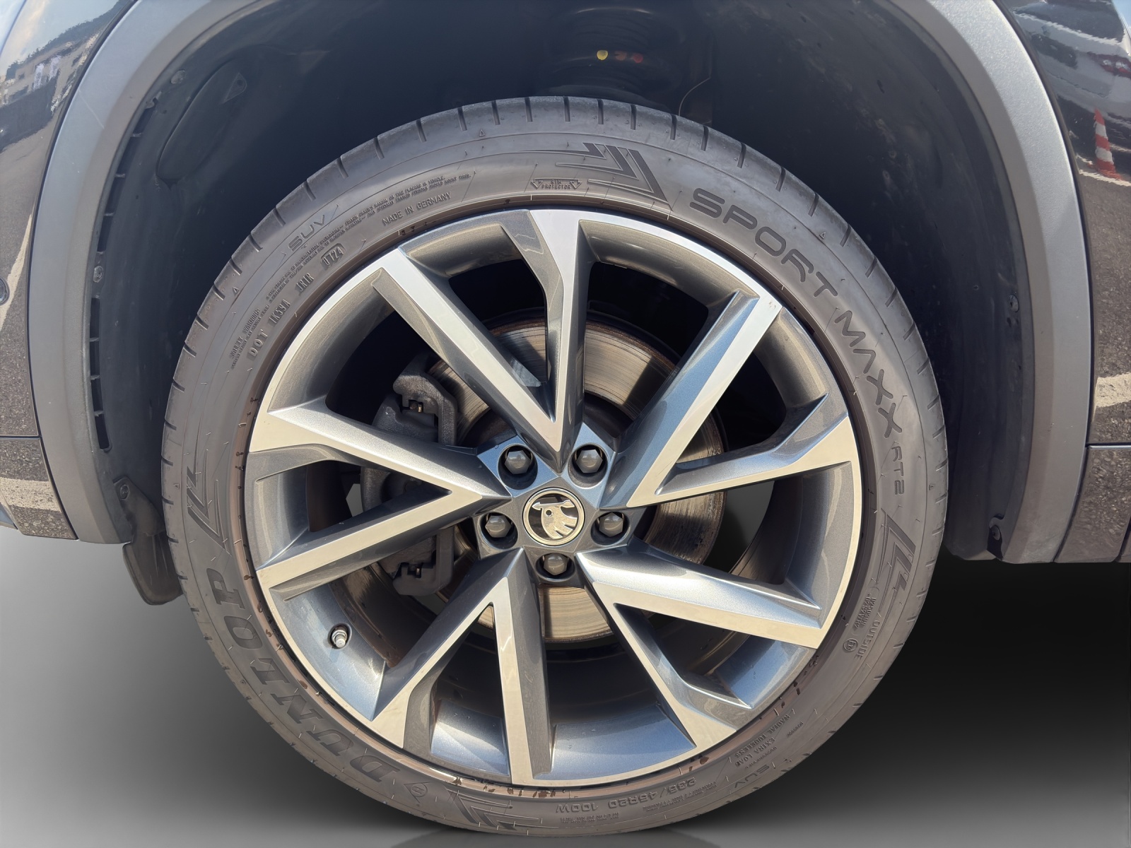 SKODA Kodiaq 2.0 TSI 4x4 Sport Line-image-12