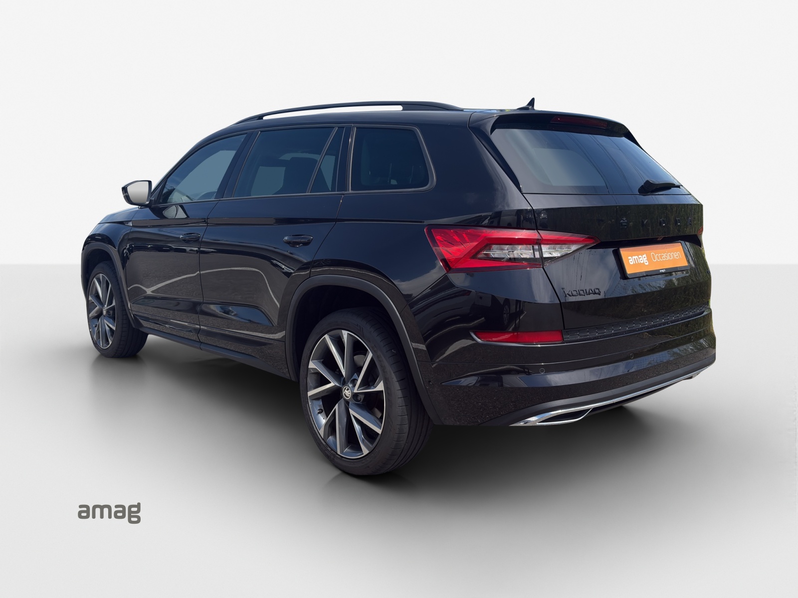 SKODA Kodiaq 2.0 TSI 4x4 Sport Line-image-2