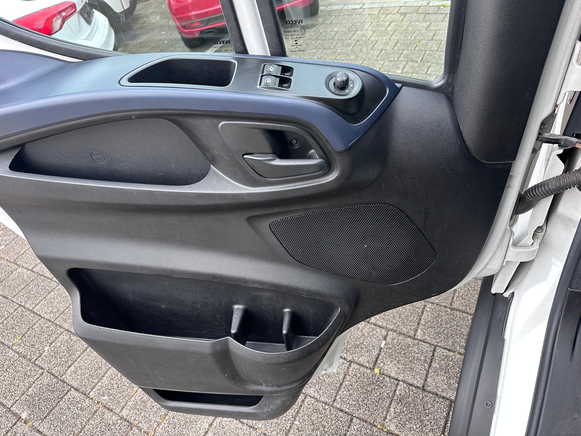 IVECO 35 C 18 A8 V-image-10