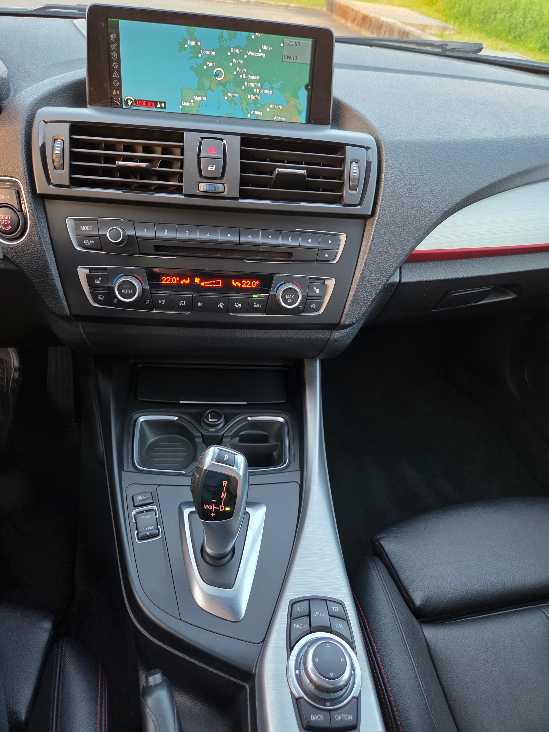 BMW 118d-image-9