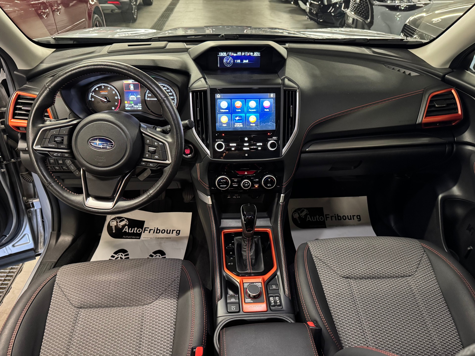 SUBARU Forester 2.0i e-Boxer Sport Lineartronic-image-4