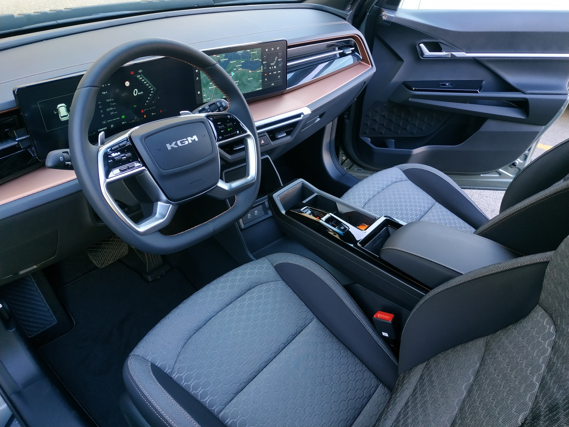 KGM-SsangYong Torres 1.5 TGDI Hybrid Platinum AT-image-8