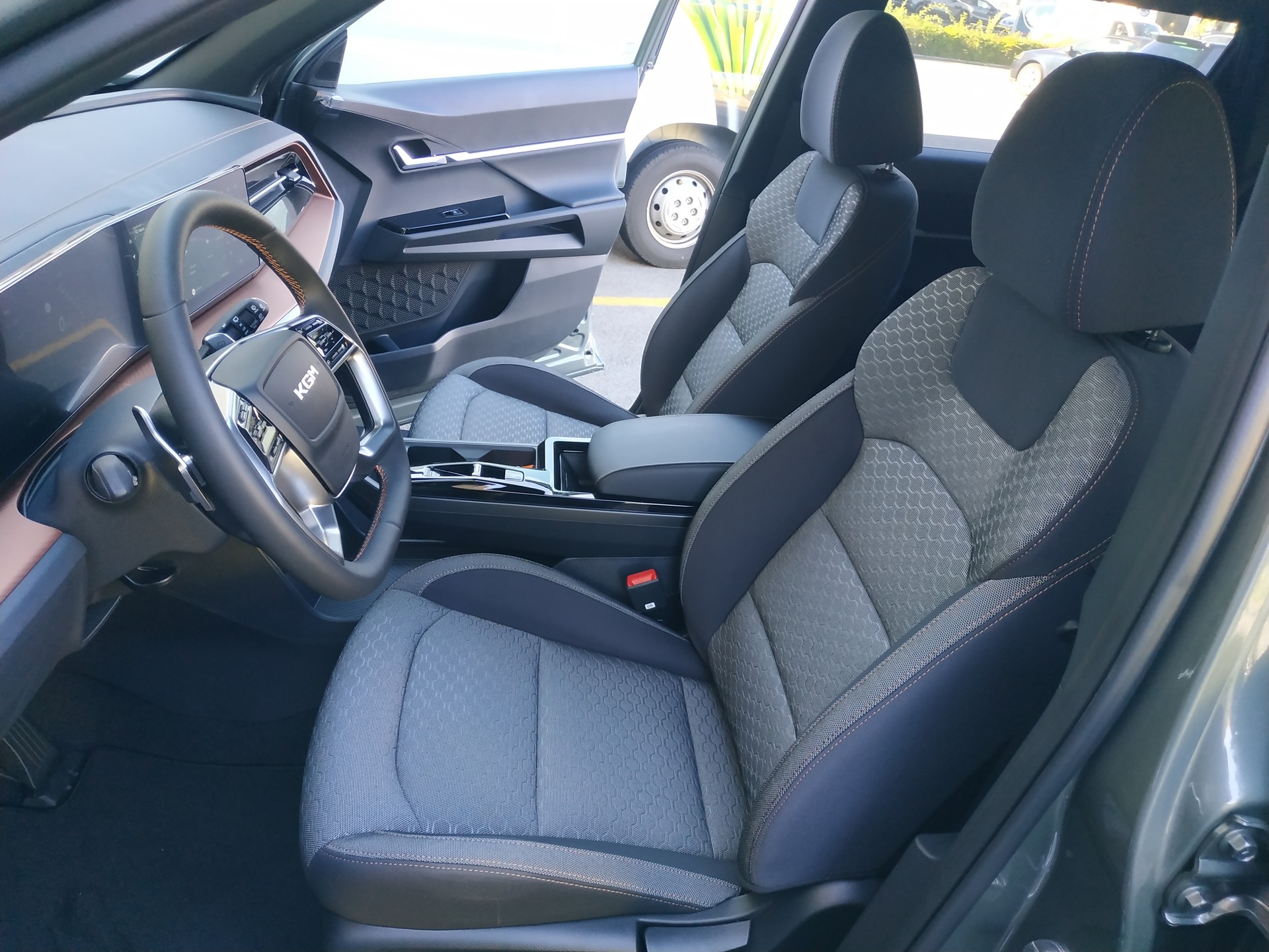 KGM-SsangYong Torres 1.5 TGDI Hybrid Platinum AT-image-10