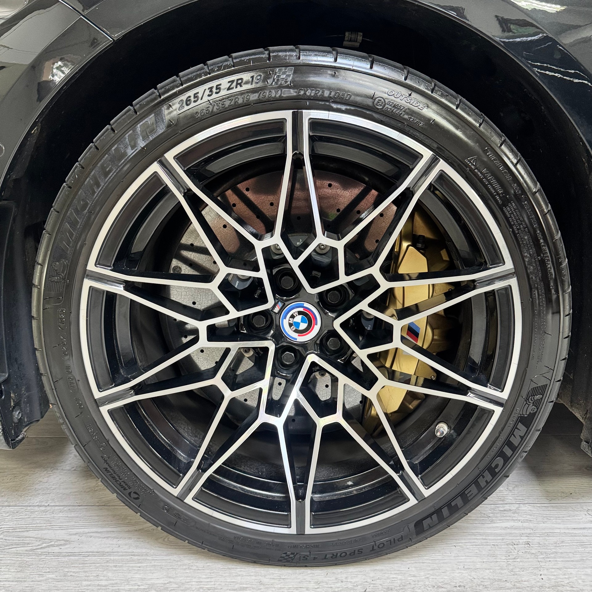 BMW M3 Competition * CH Auto *-image-6