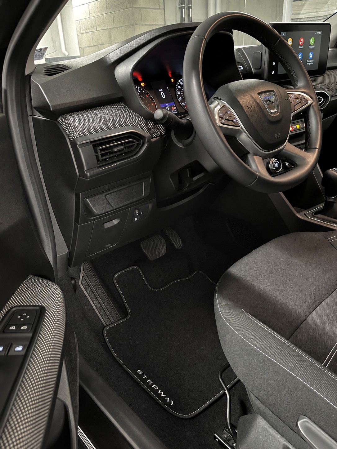 DACIA Sandero Stepway TCe 90 Comfort-image-15