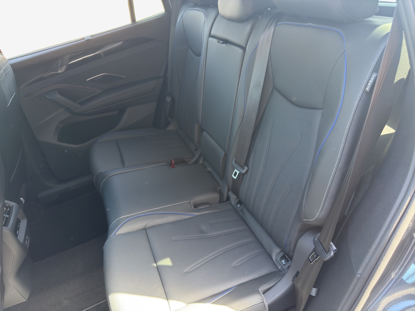 VW Tayron 2.0 TDI SCR R-Line 4Motion DSG-image-11