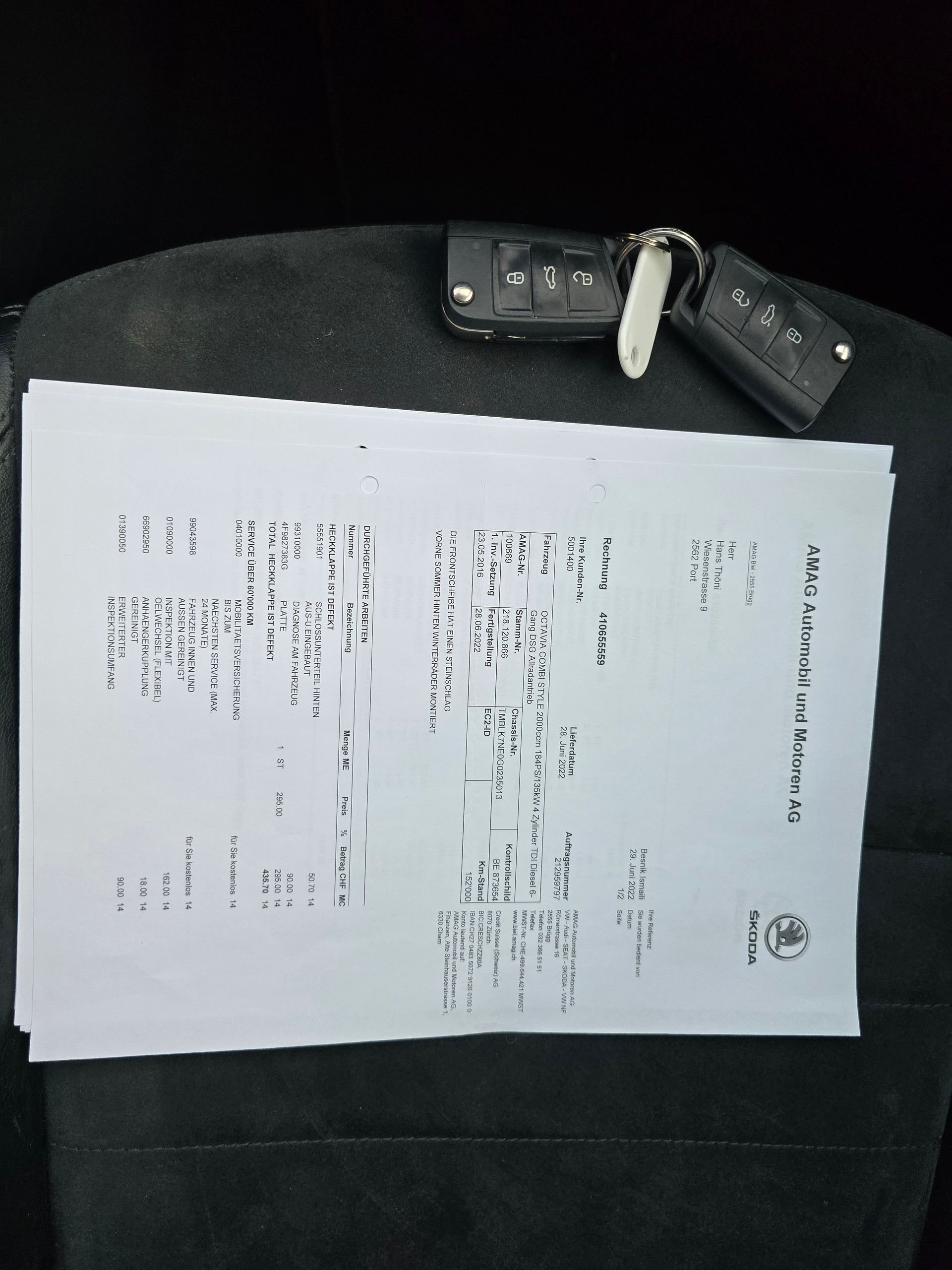 SKODA Octavia Combi 2.0 TDI Style 4x4 DSG-image-25
