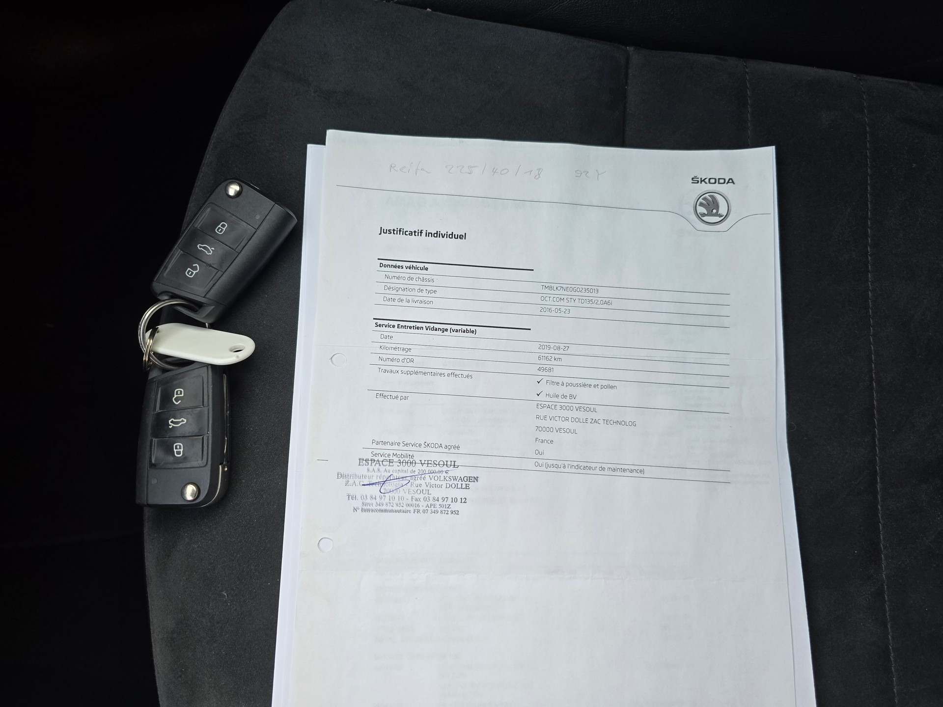 SKODA Octavia Combi 2.0 TDI Style 4x4 DSG-image-24