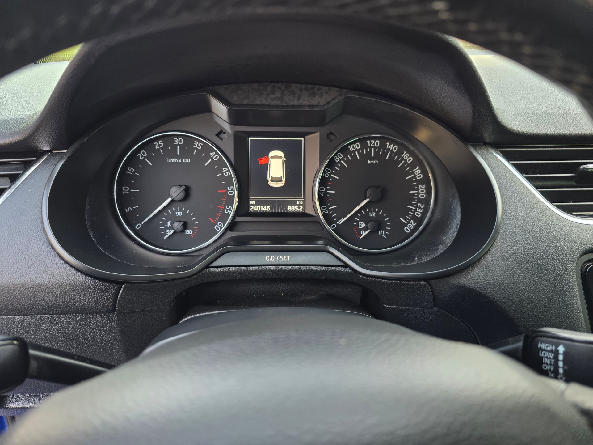 SKODA Octavia Combi 2.0 TDI Style 4x4 DSG-image-19