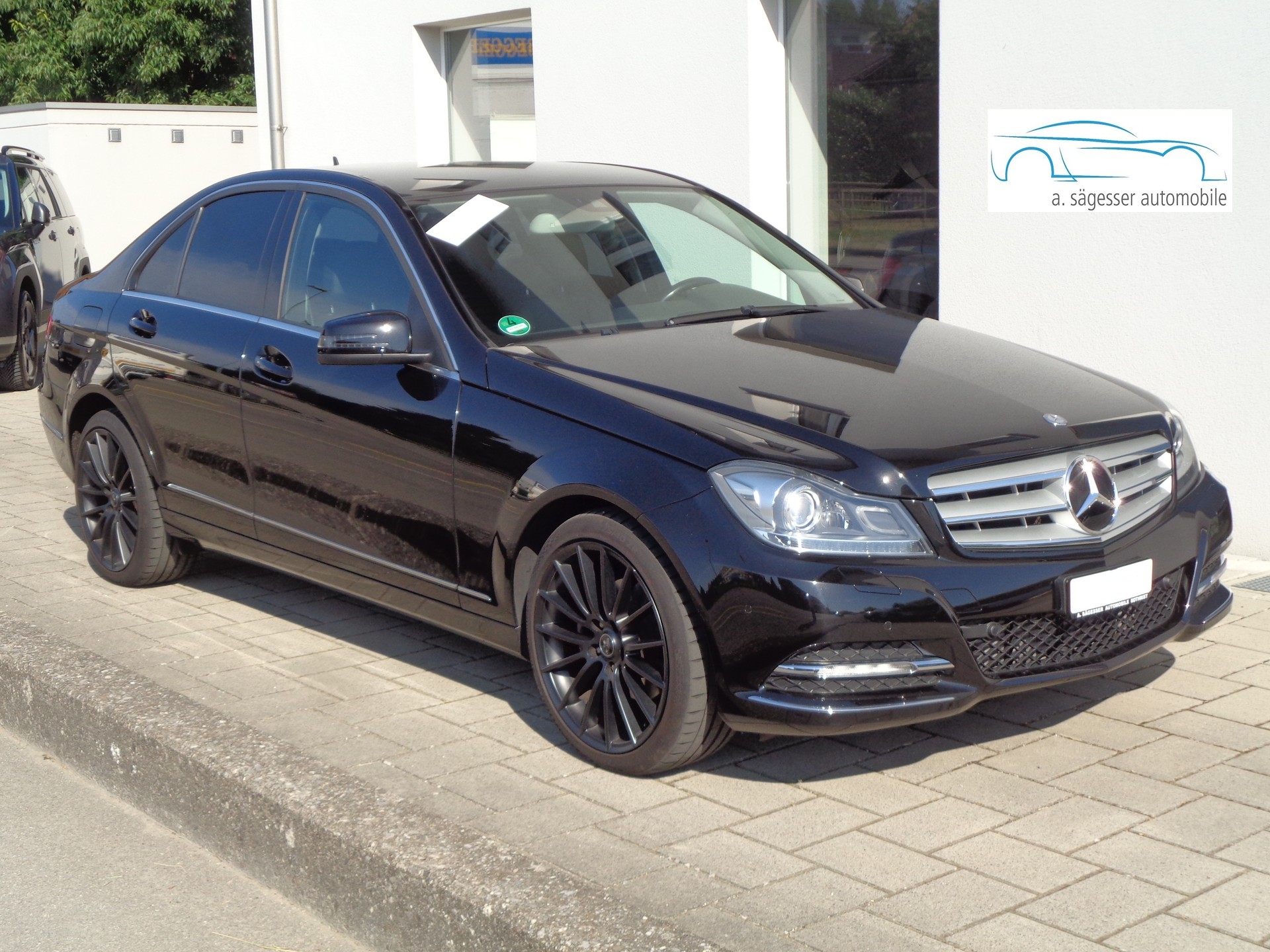 MERCEDES-BENZ C 250 Avantgarde 7G-Tronic-image-0