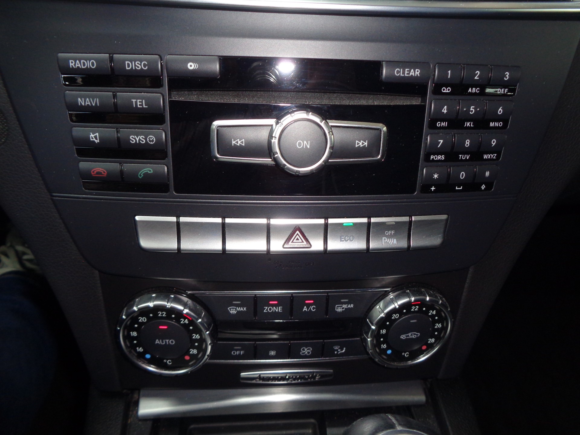 MERCEDES-BENZ C 250 Avantgarde 7G-Tronic-image-11