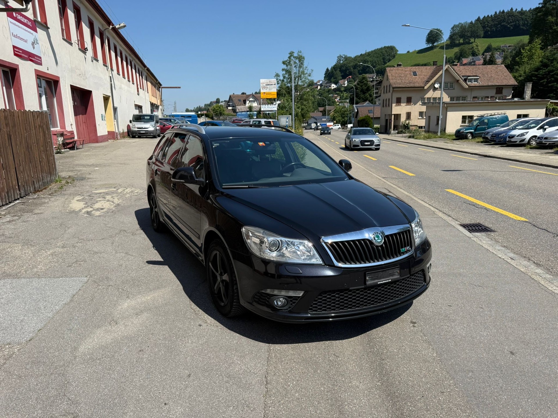 SKODA Octavia Combi 2.0 TDI RS-image-1
