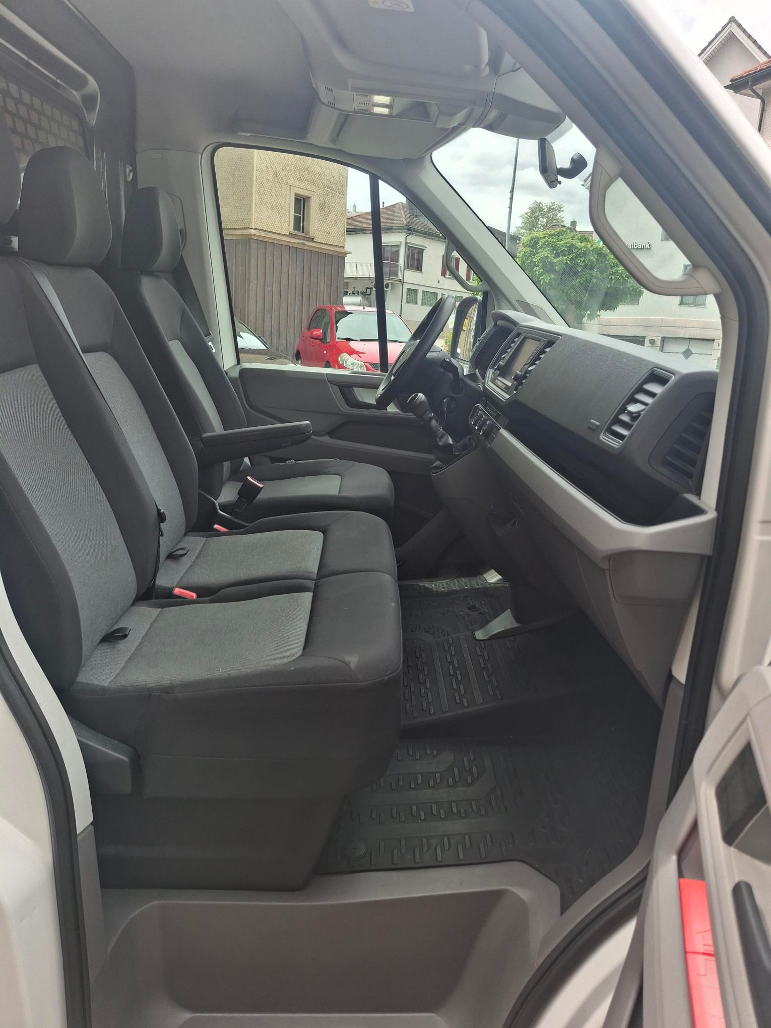 VW Crafter 35 2.0 BiTDI Entry L3-image-13
