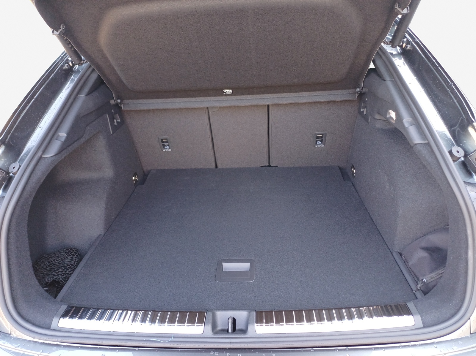 AUDI Q3 Sportback TFSI quattro 195 kW S tronic-image-12