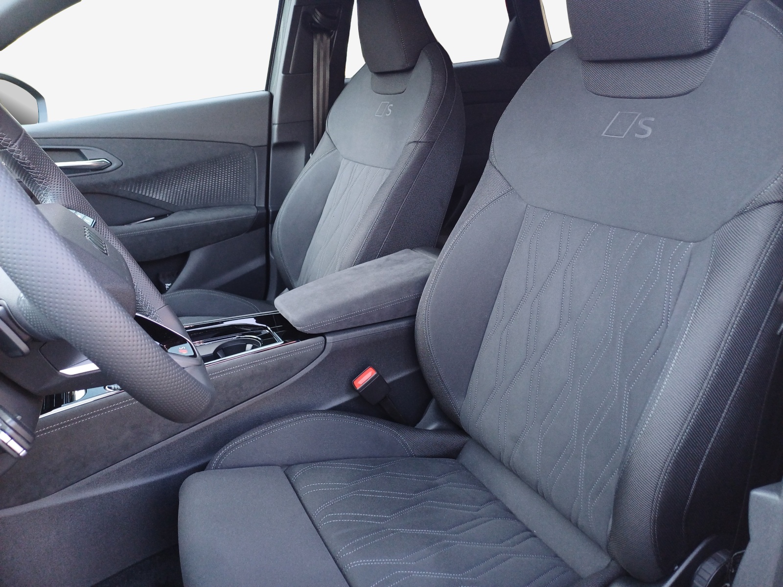 AUDI Q3 Sportback TFSI quattro 195 kW S tronic-image-7