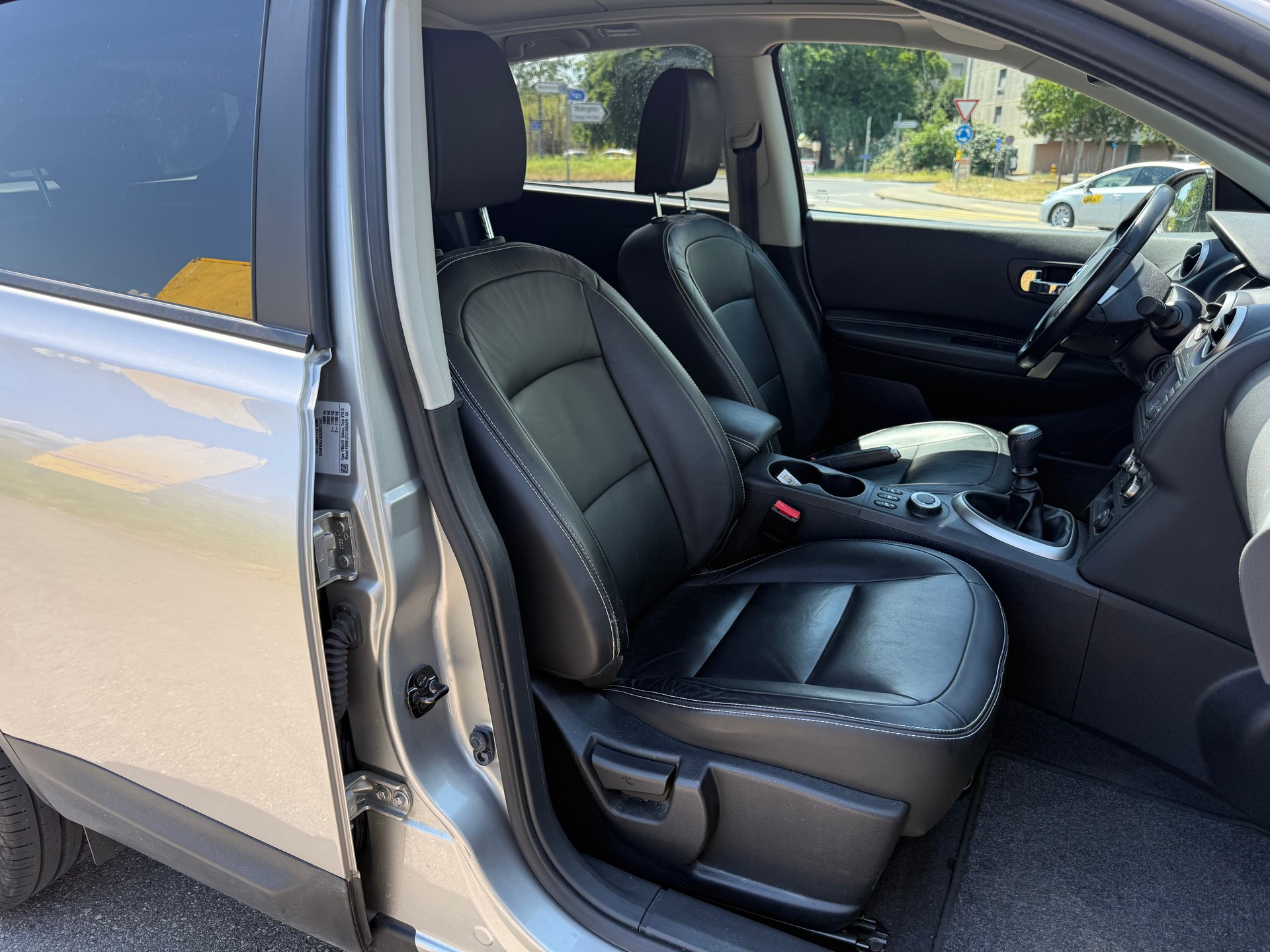 NISSAN Qashqai 2.0 4WD tekna-image-7