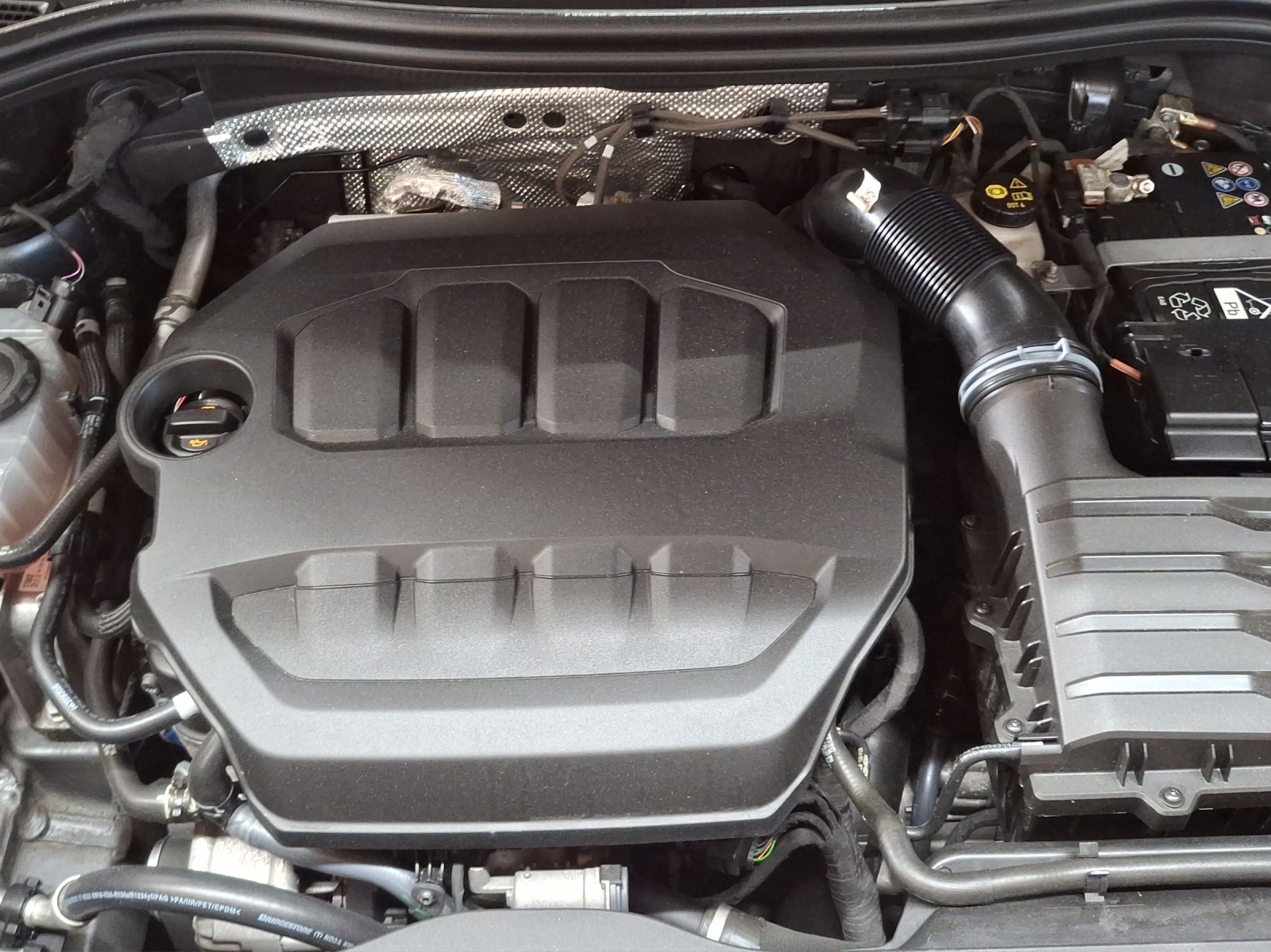 VW Tayron 2.0 TSI R-Line DSG 4Motion-image-15