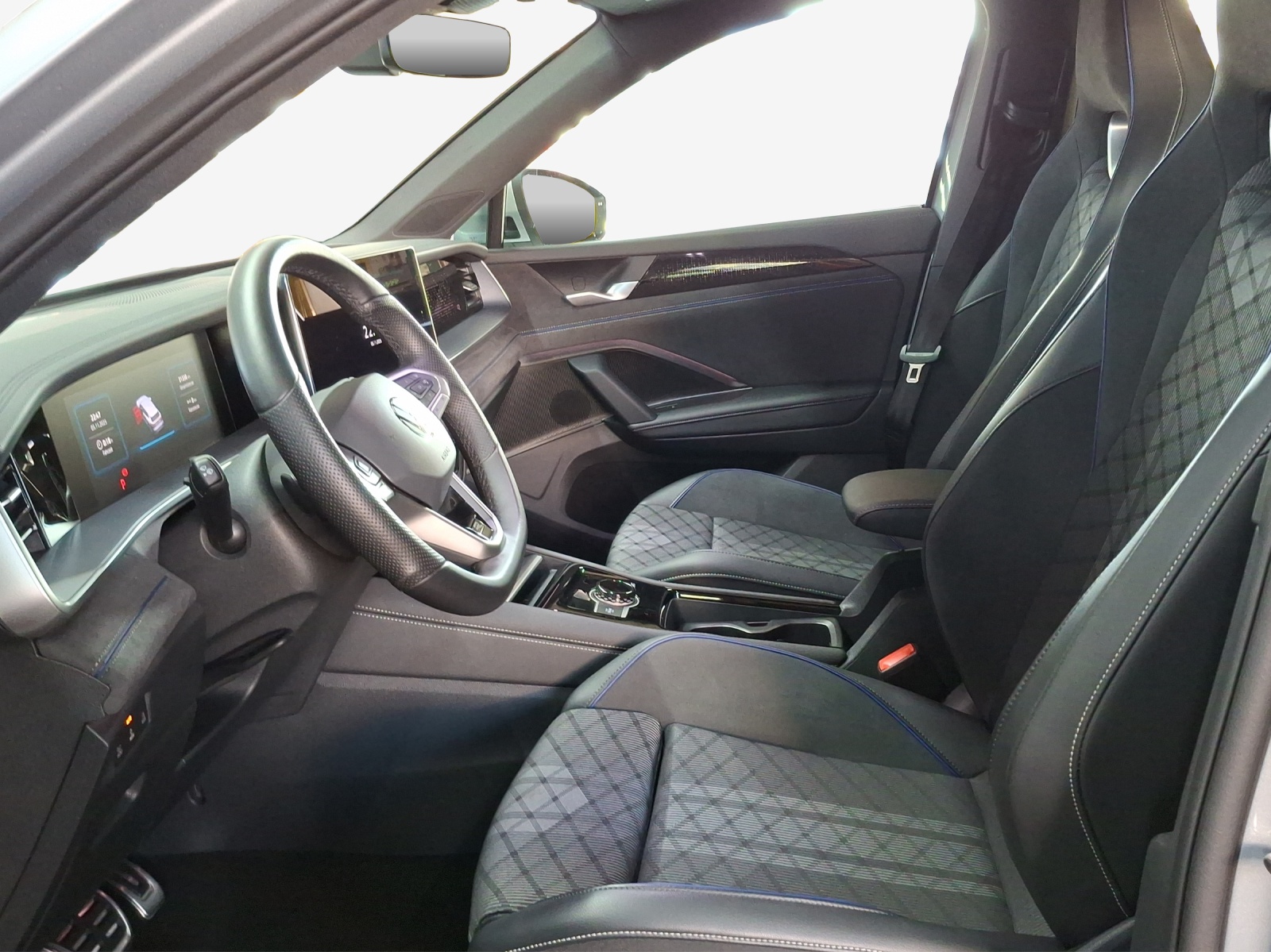 VW Tayron 2.0 TSI R-Line DSG 4Motion-image-7