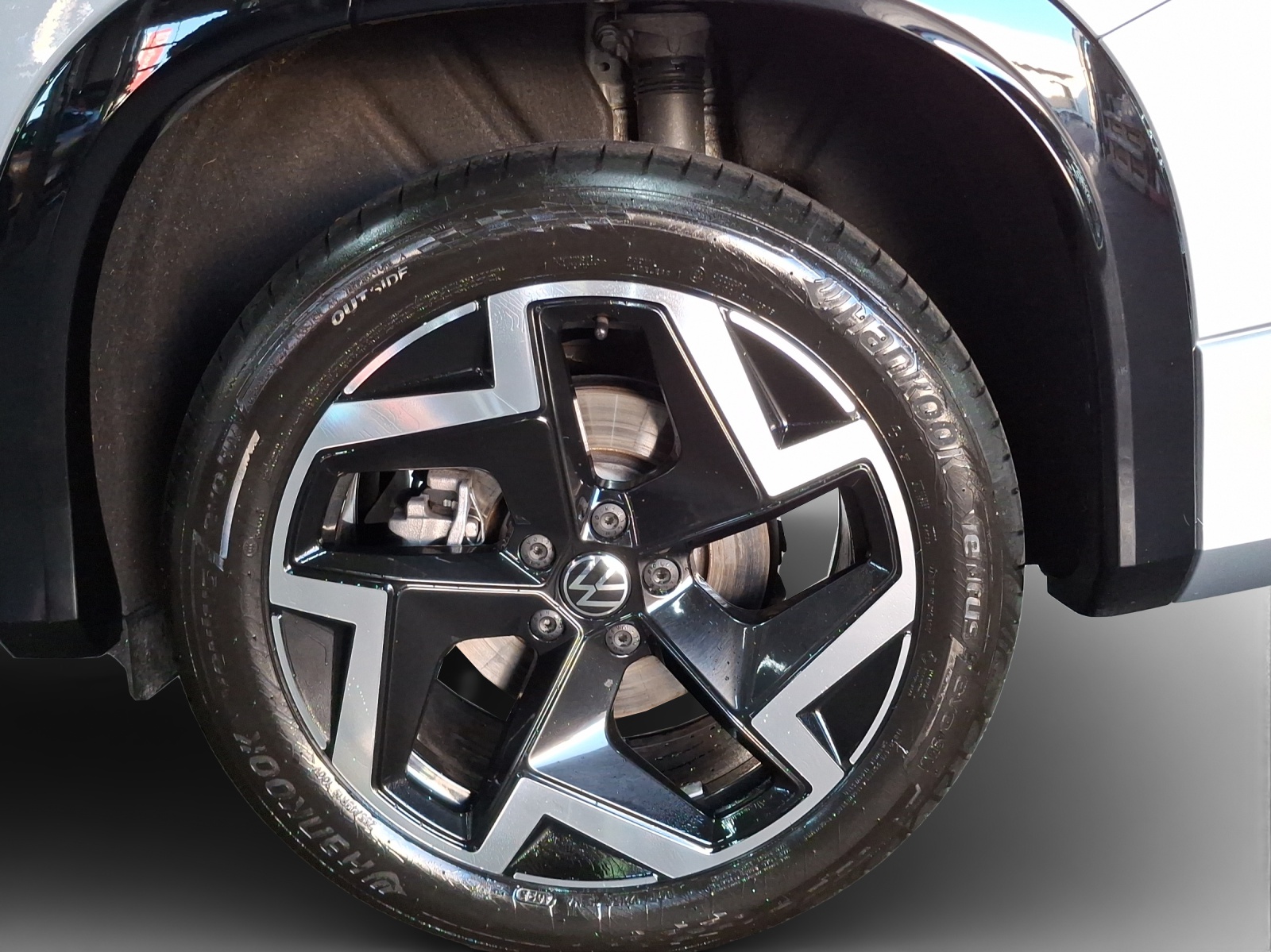 VW Tayron 2.0 TSI R-Line DSG 4Motion-image-13