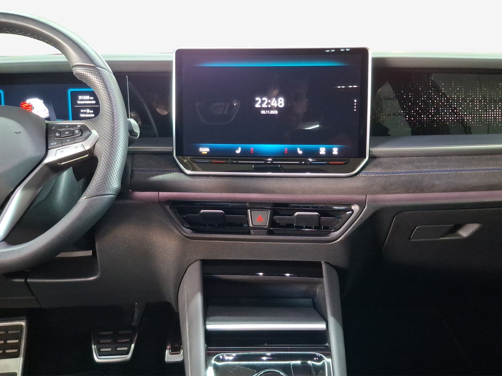 VW Tayron 2.0 TSI R-Line DSG 4Motion-image-10