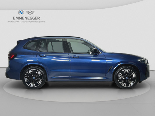 BMW iX3 Impressive-image-1