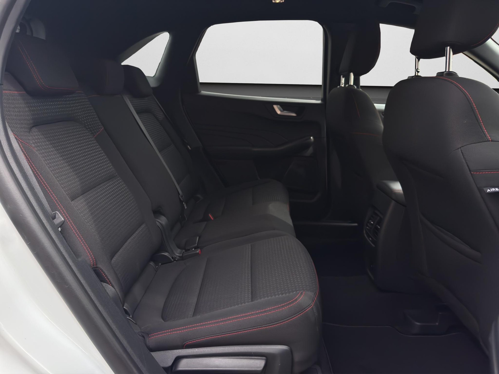 FORD Kuga 2.5 Hybrid ST-Line 4x4-image-10