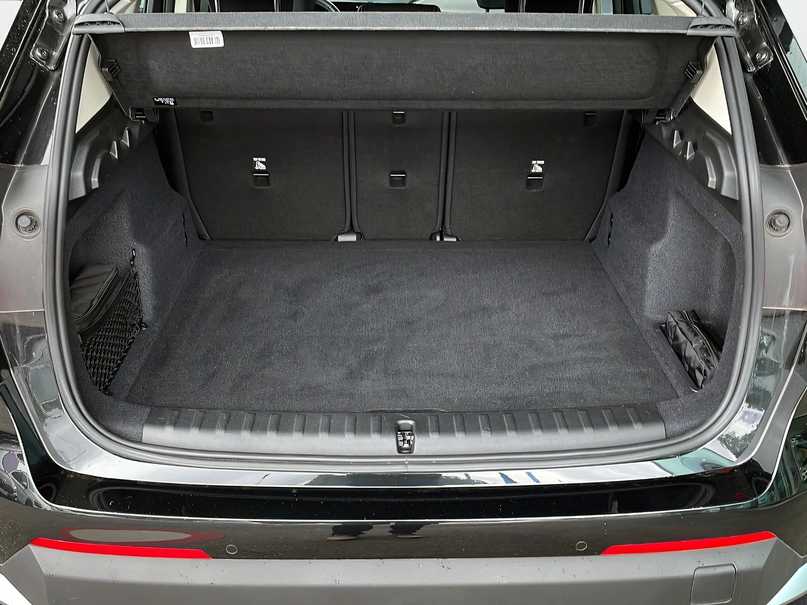 BMW X1 xDrive 23i 48V-image-12