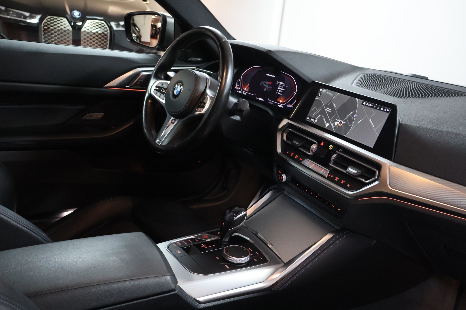 BMW M440i xDrive 48V Coupé Steptronic-image-10