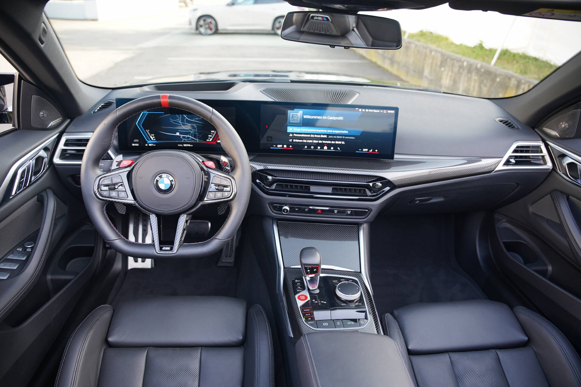 BMW M4 Cabrio Competition M xDrive LCI-image-11