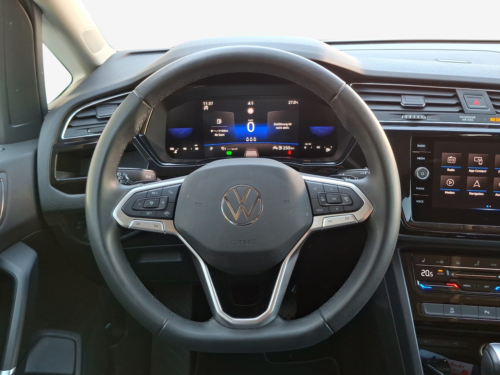 VW Touran 2.0 TDI BlueMotion Technology Comfortline DSG-image-8