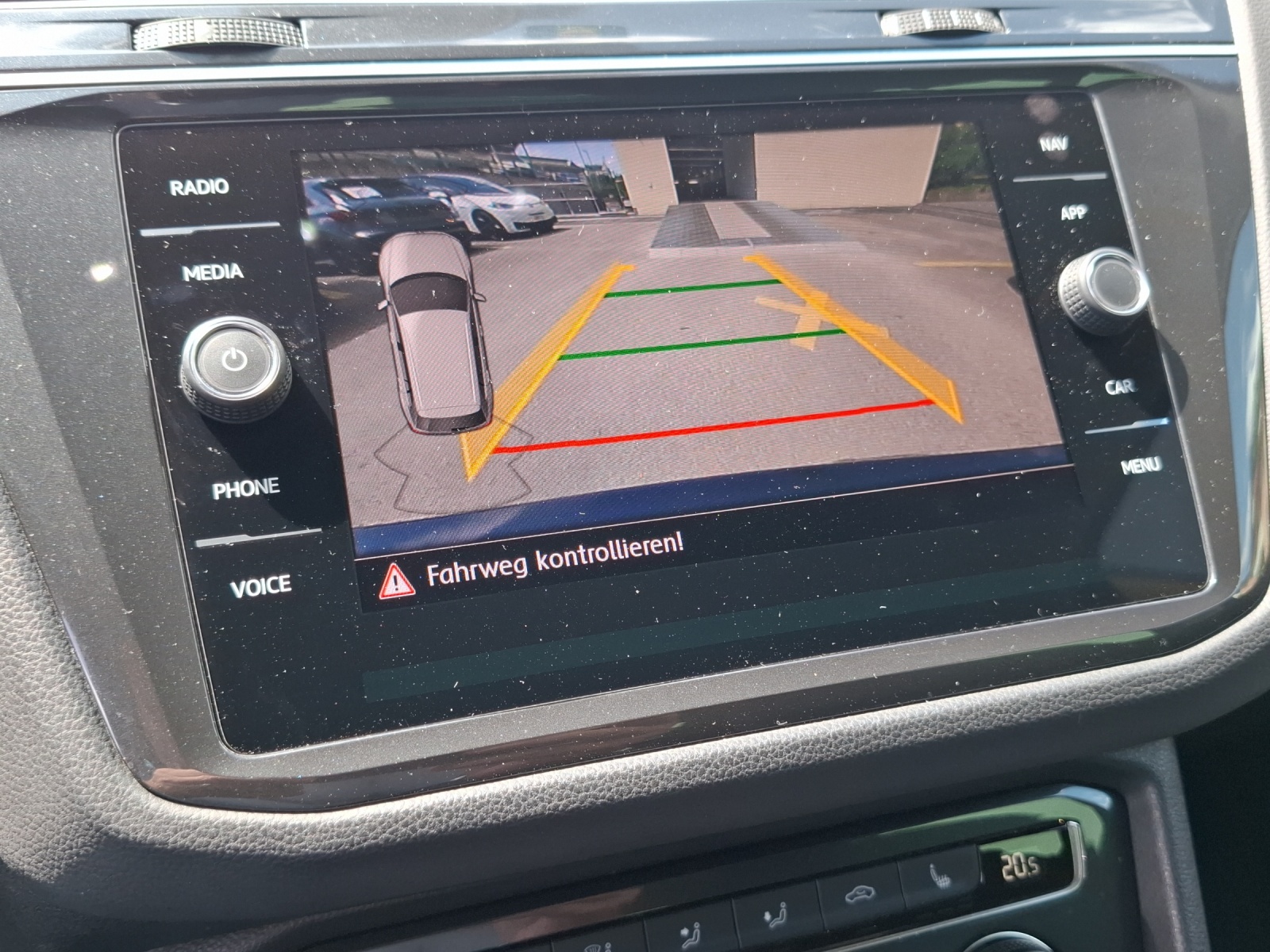 VW Tiguan 1.5TSI Evo Comfortline-image-14