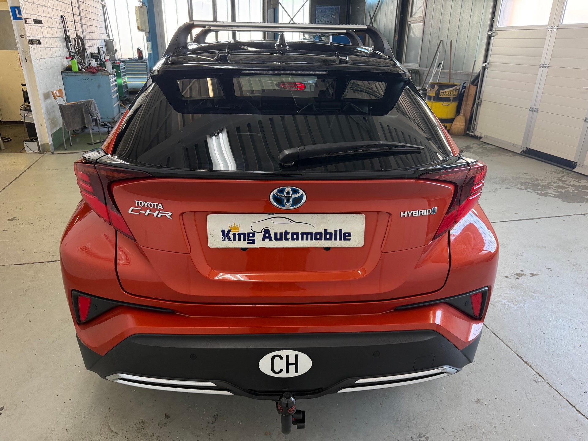 TOYOTA C-HR 2.0 HSD CVT Launch Edition | CH-Auto | 1-Hand | Frisch MFK | Ab Service-image-5