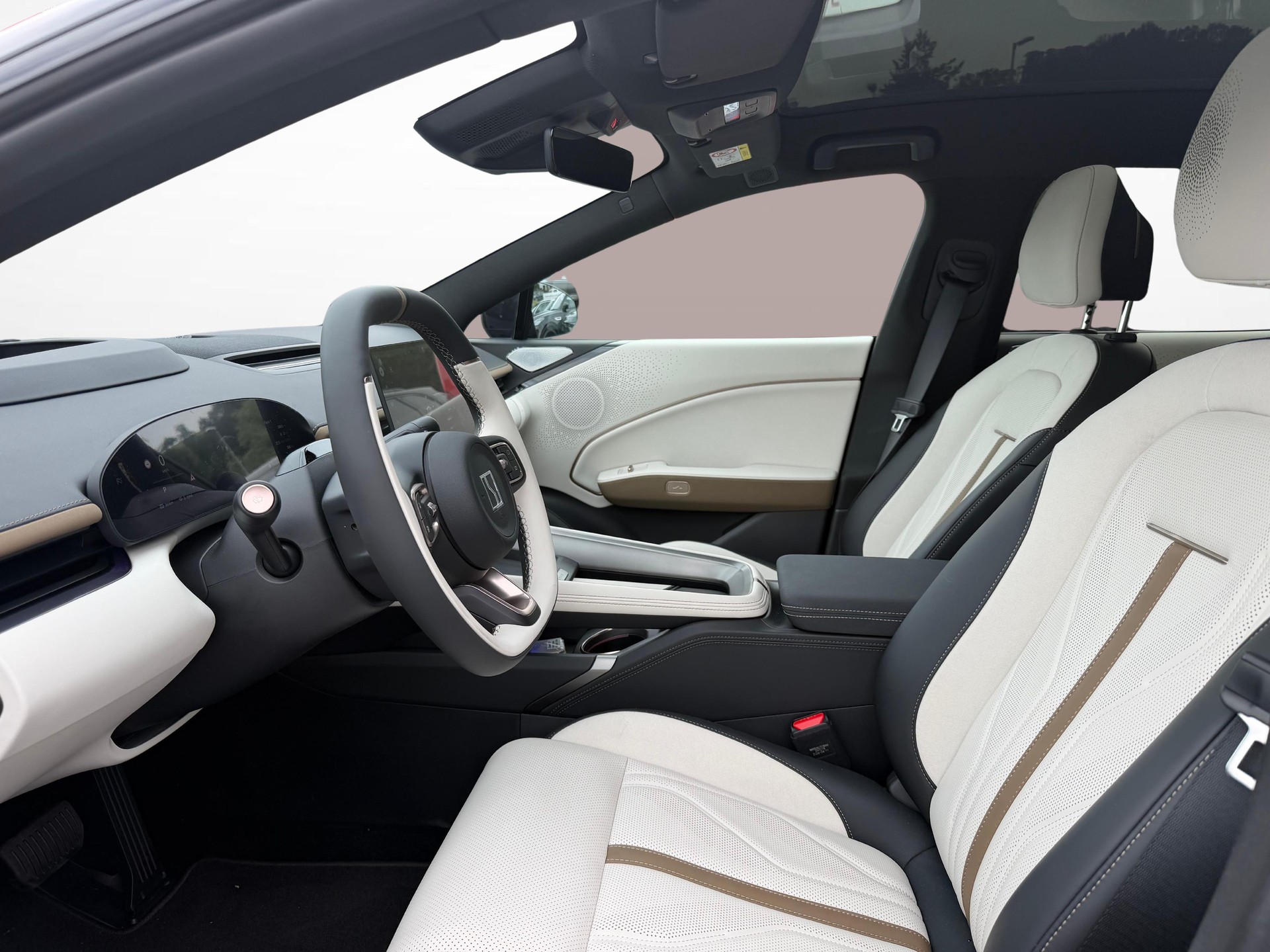 ZEEKR 7GT Privilege AWD-showroom-element-1