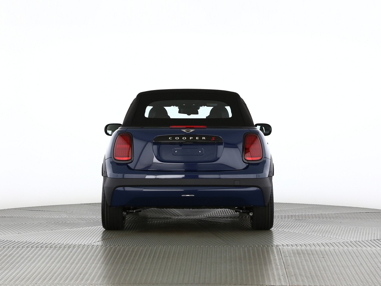 MINI Cooper S Cabriolet DKG-showroom-element-3