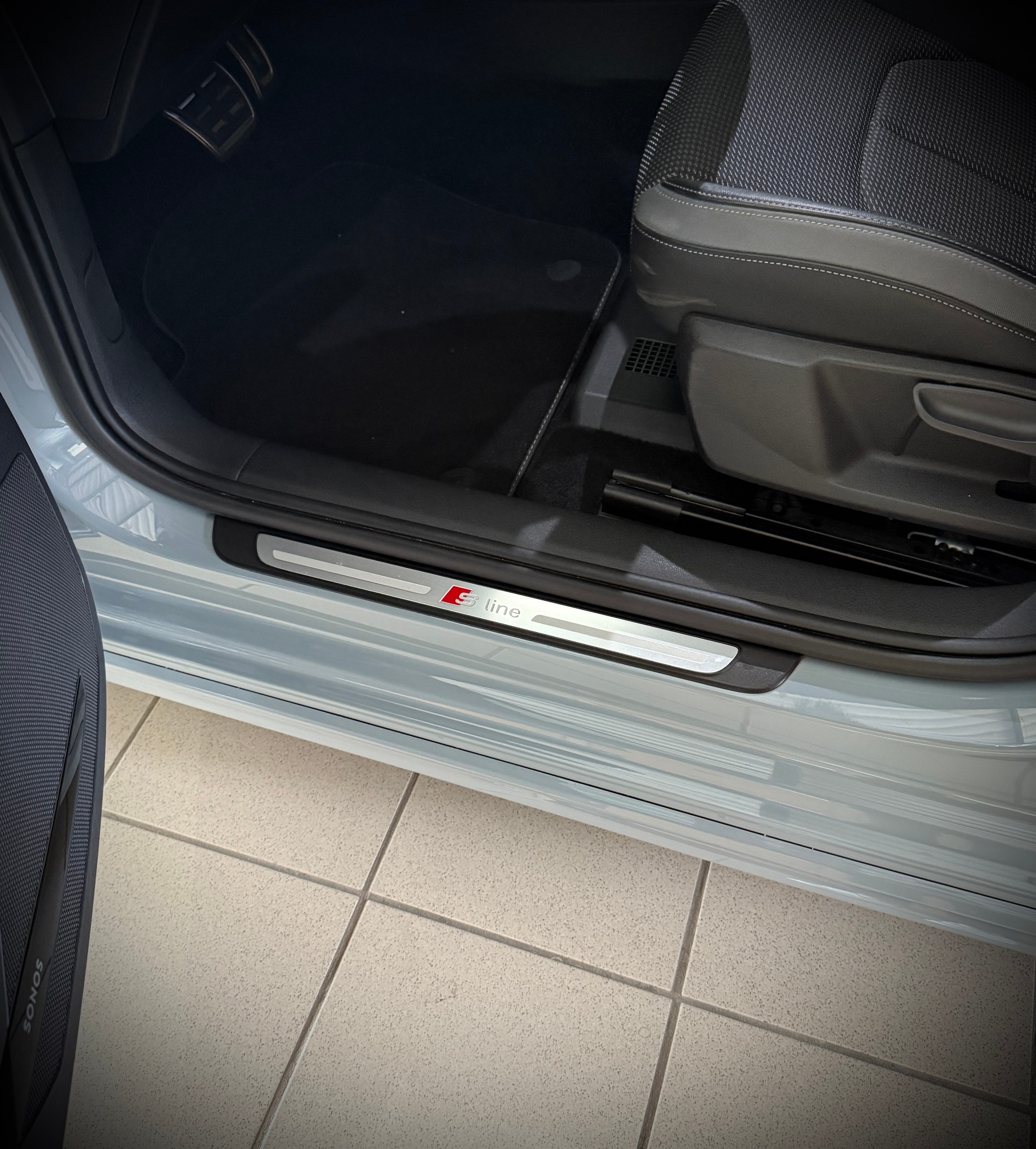 AUDI A1 Sportback 30 TFSI S Line S-tronic-image-8