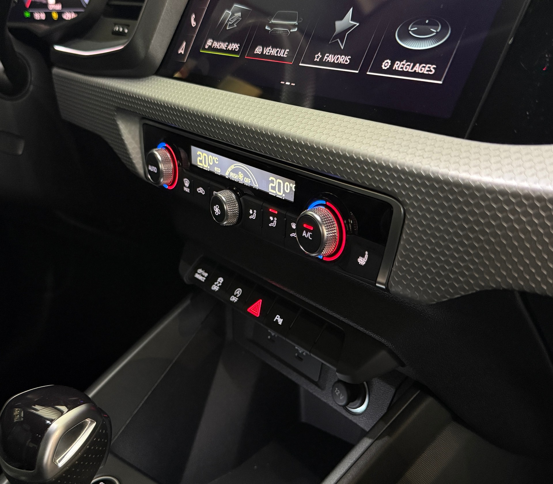AUDI A1 Sportback 30 TFSI S Line S-tronic-image-17