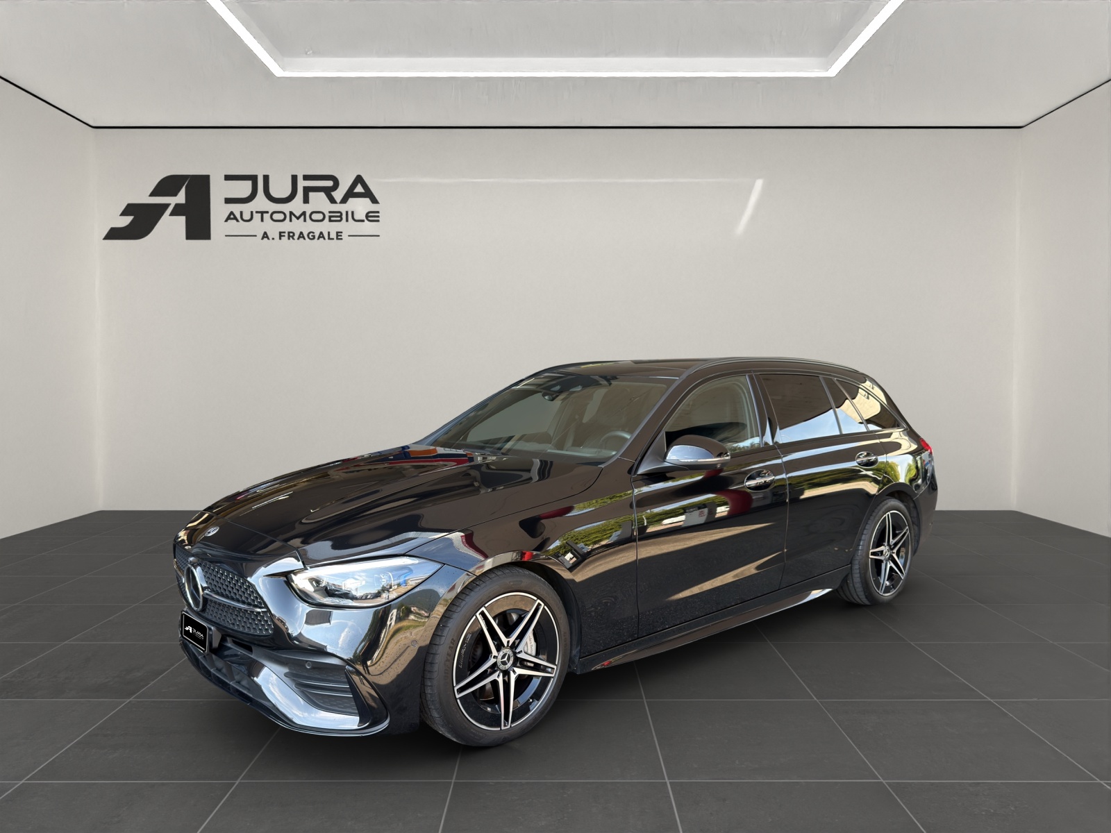 MERCEDES-BENZ C 220 d AMG Line 4matic Kombi-image-1