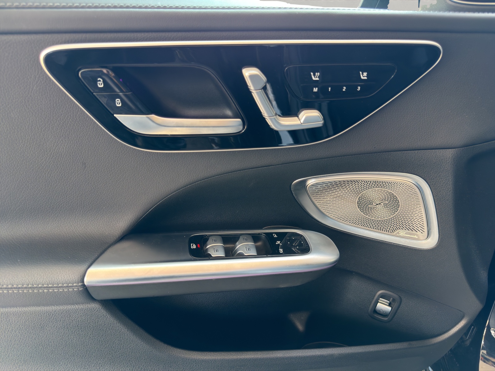 MERCEDES-BENZ C 220 d AMG Line 4matic Kombi-image-13
