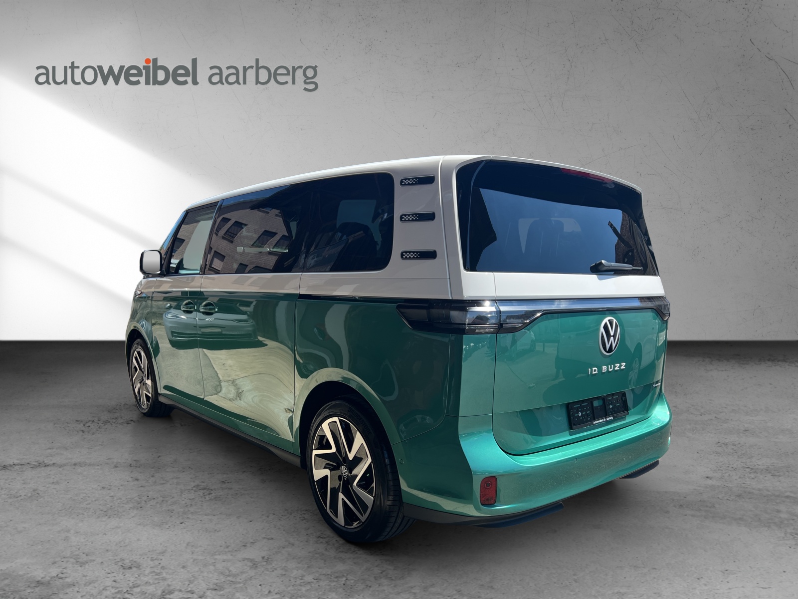 VW ID.Buzz LWB Pro 4 Motion-showroom-element-3